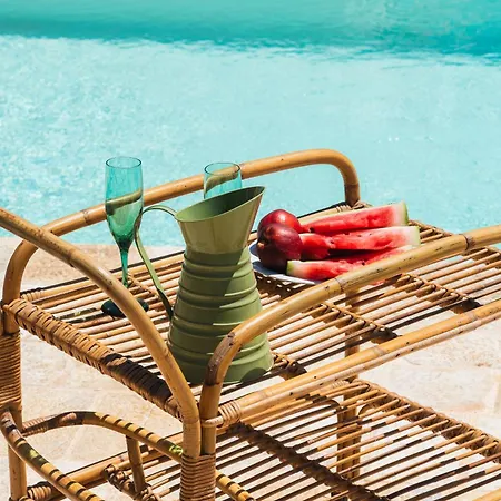 Villa Antonia With Private Pool, Garden, Wifi-casaurea *