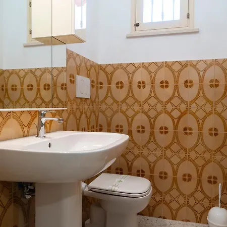 Villa Antonia With Private Pool, Garden, Wifi-casaurea *