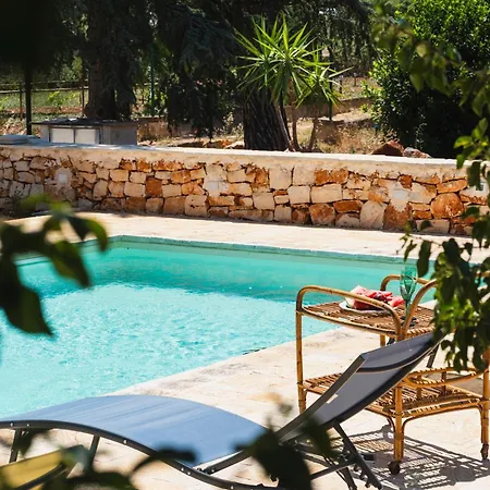 Villa Antonia With Private Pool, Garden, Wifi-casaurea Francavilla Fontana